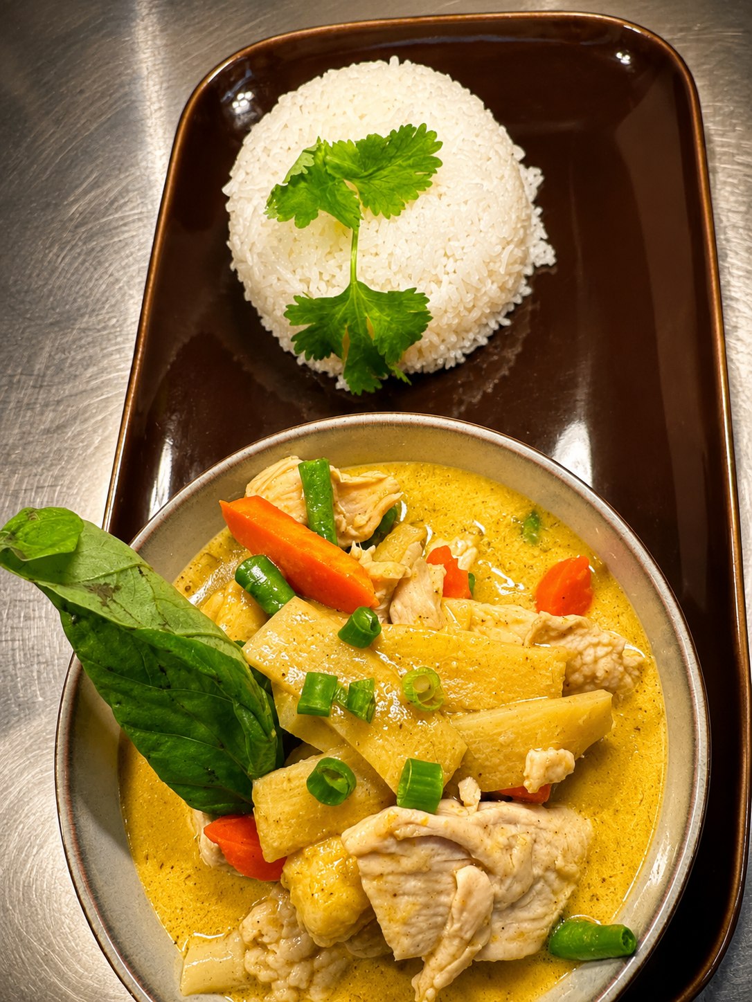 Thai curry with jasmine rice