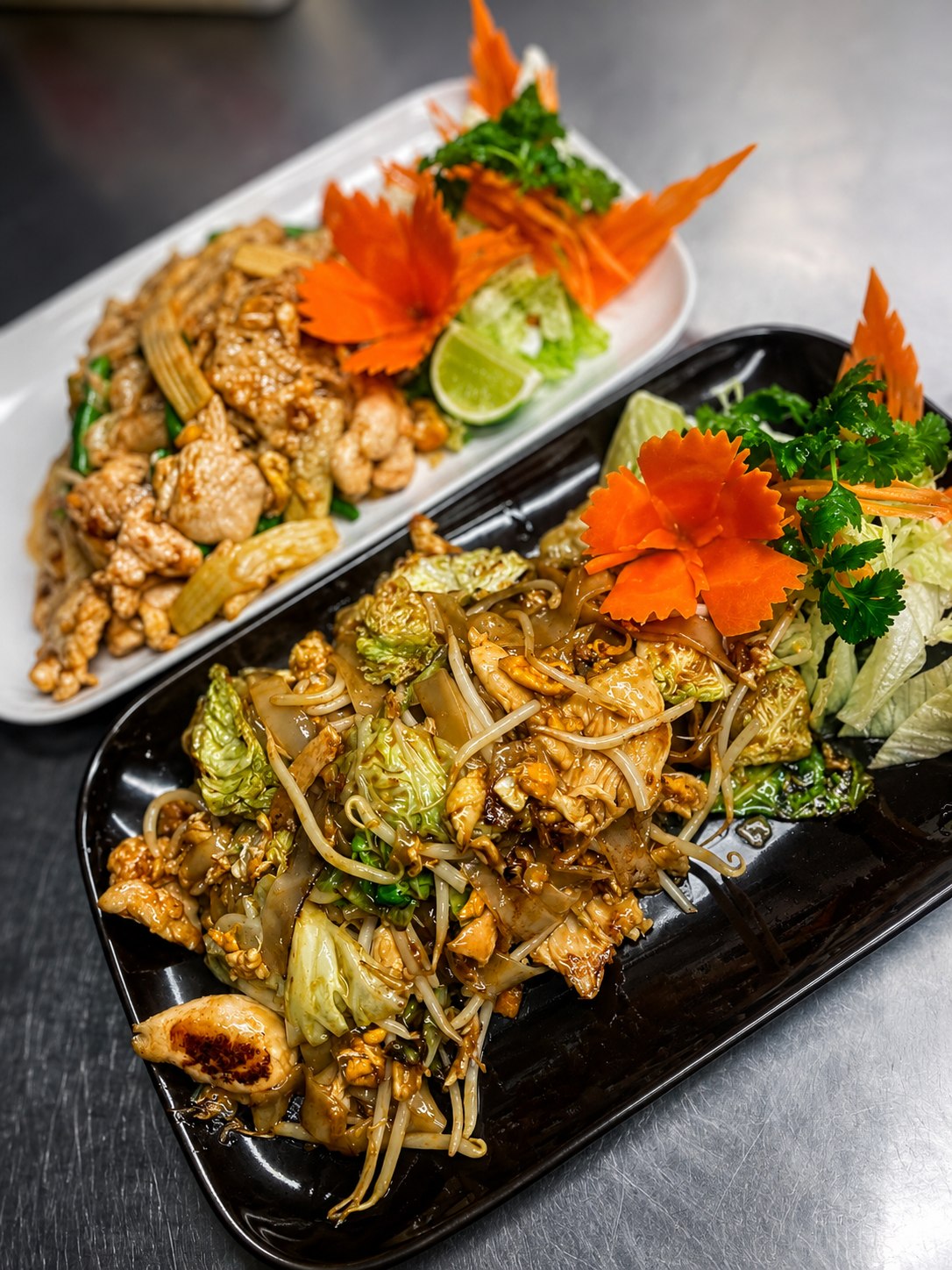 Aroy Thai noodle dishes